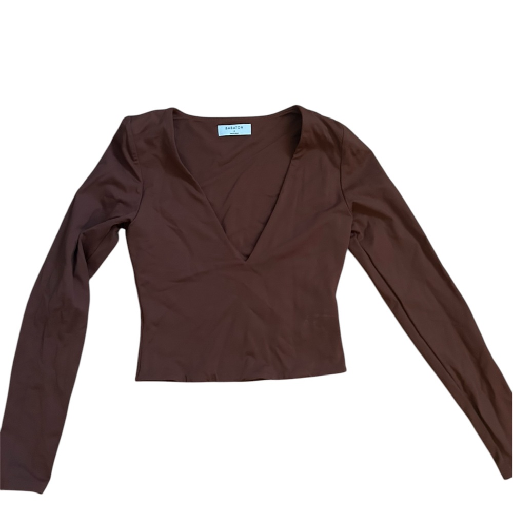ARITZIA BABATON CONTOUR CHOCOLATE BROWN V NECK TOP🤎🍫